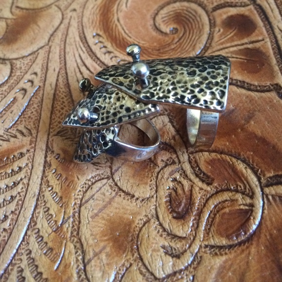 All Rings - Picture 3 of 4