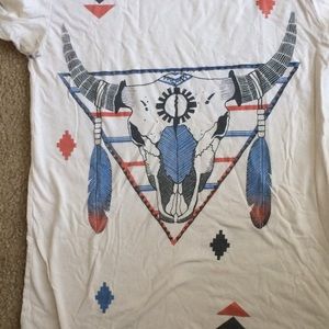 ✨URBAN OUTFITTERS GRAPHIC TEE SHIRT✨