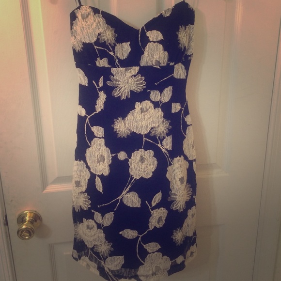 Forever 21 lace bodycon dress