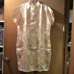 Cream with gold and white flower print kimono type