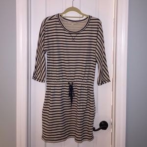 🎉🎉FINAL SALE🎉🎉 Stripped dress