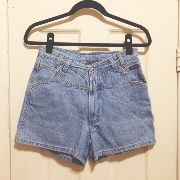 Vintage mid rise jean shorts