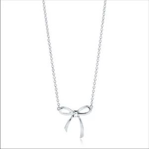 Tiffany & Co. Bow necklance