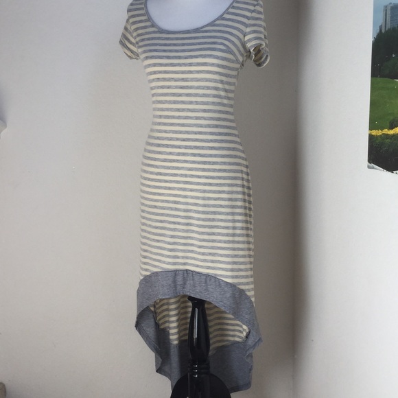Adorable high/low summer dress