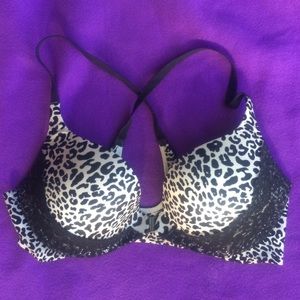 VS 36C push up front clasp bra