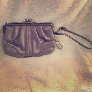Coach wristlet 👛💜 buy now!
