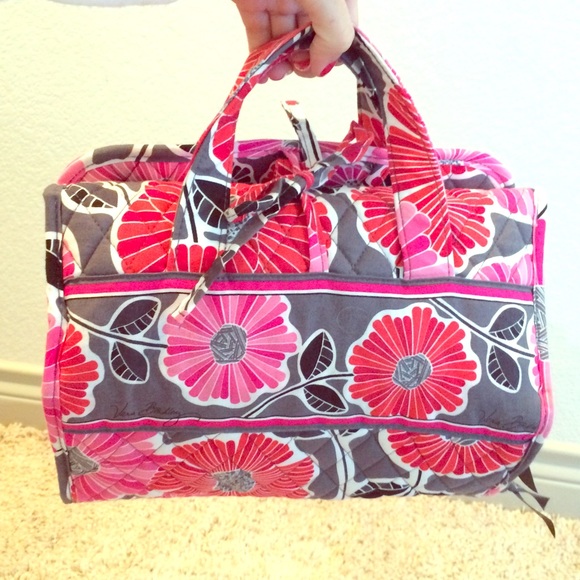 SEE PHOTOS Vera Bradley Organizer!