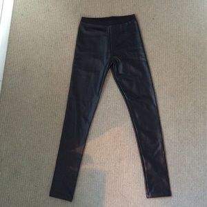 Leather leggings