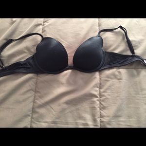 34B VS Push Up Bra