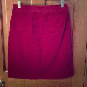 LOFT burgundy red corduroy skirt w/front pockets