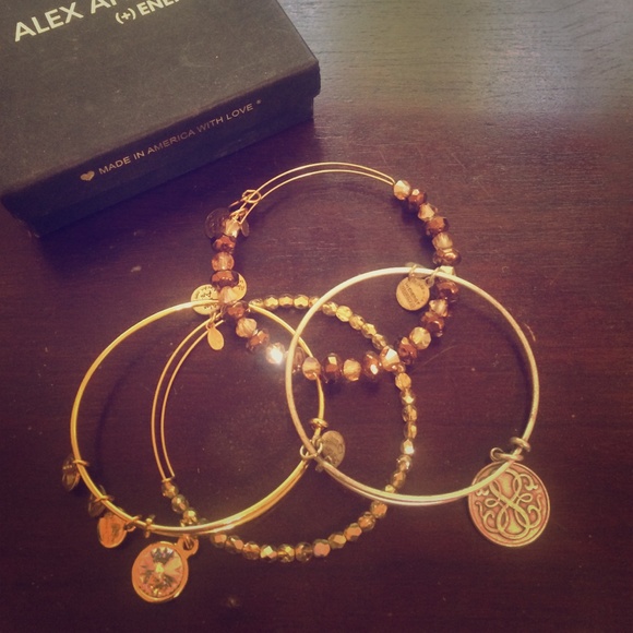 Alex and Ani bundle!
