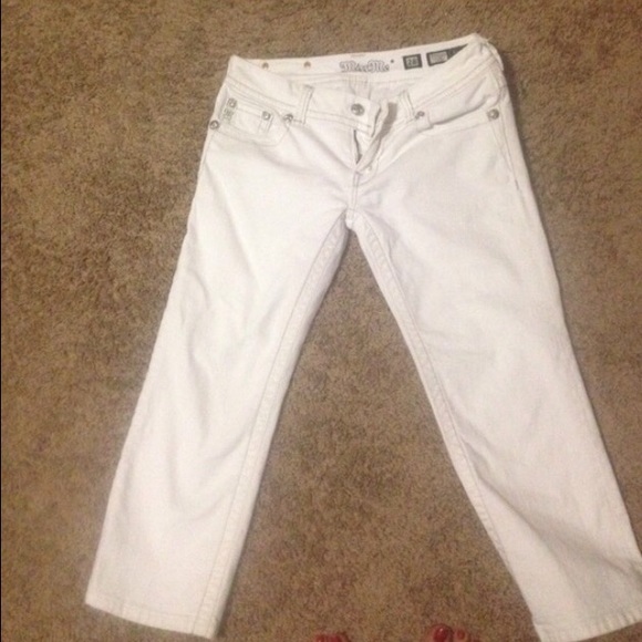 Perfect white miss me's!