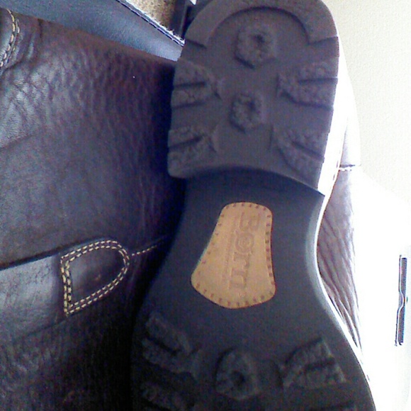 BORN brown Leather Boots. Size 9 OBO