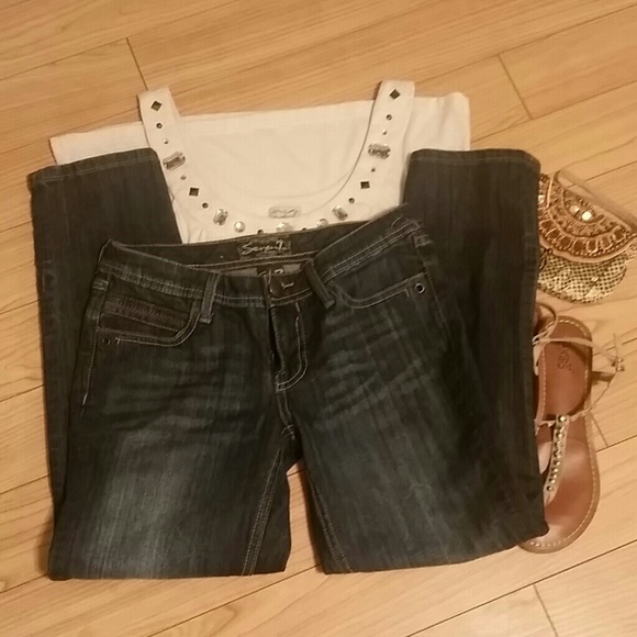 Seven7 ° Jeans - Picture 2 of 3