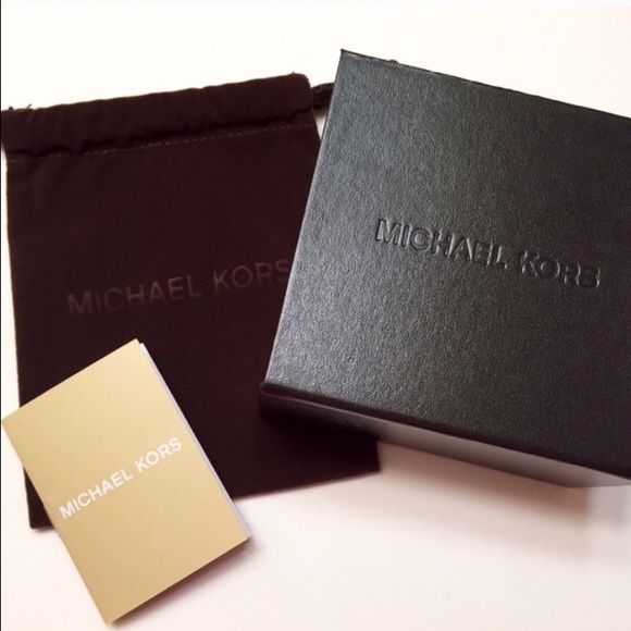 NWT Michael Kors Gold Pave Disc Drop Earrings - Picture 3 of 4
