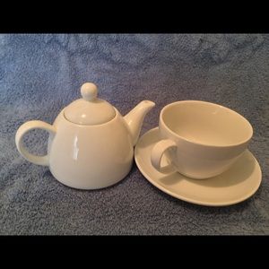 3pc White porcelain Tea set for one