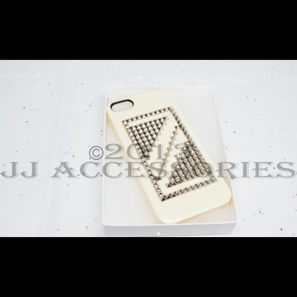 Studded iPhone 5/s case