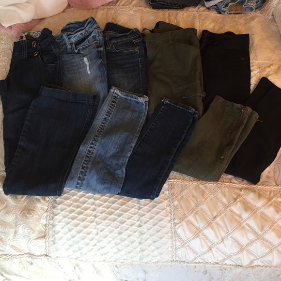 Jean bundle! - Picture 3 of 3