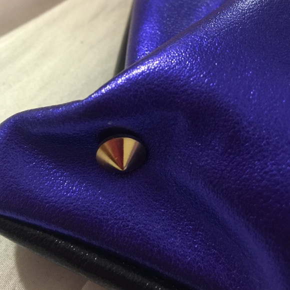 Hangbag - Picture 4 of 4