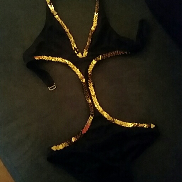 VICTORIA SECRET
