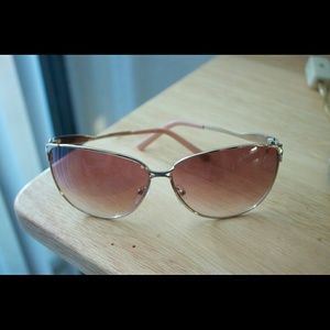 Kardashian Kollection sunglasses