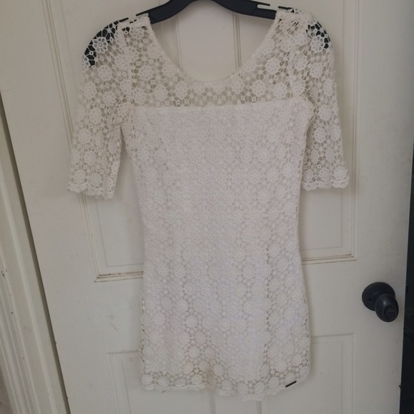 1 HOUR FLASH SALE NOW White Abercrombie lace dress