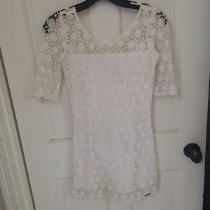 1 HOUR FLASH SALE NOW White Abercrombie lace dress