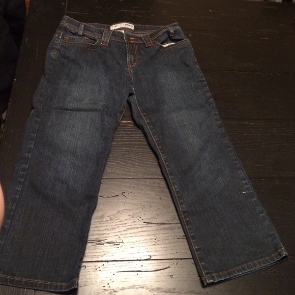 Jean capris. Dark wash. Size 11