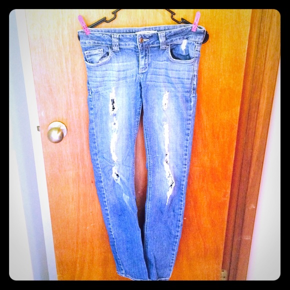 Forever 21 Destroyed Boyfriend Jeans