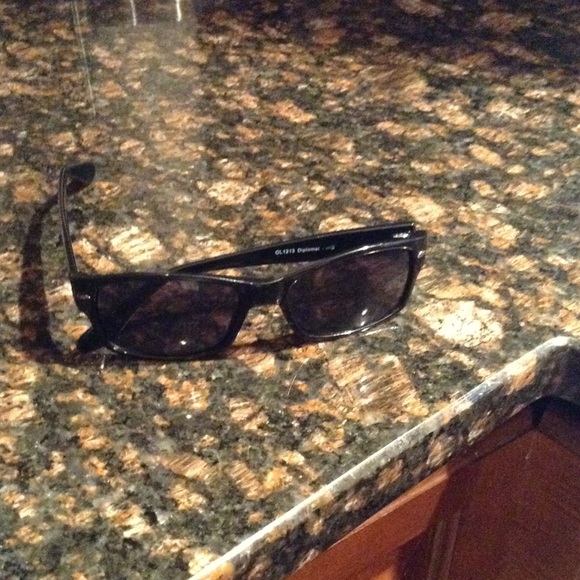 PERFECTLY good GLASSES👓👓 - Picture 2 of 4