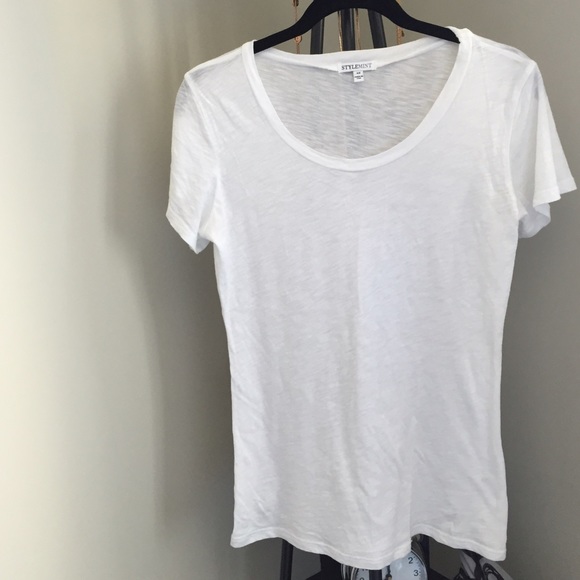 ❌SOLD IN BUNDLE❌Stylemint White Tee