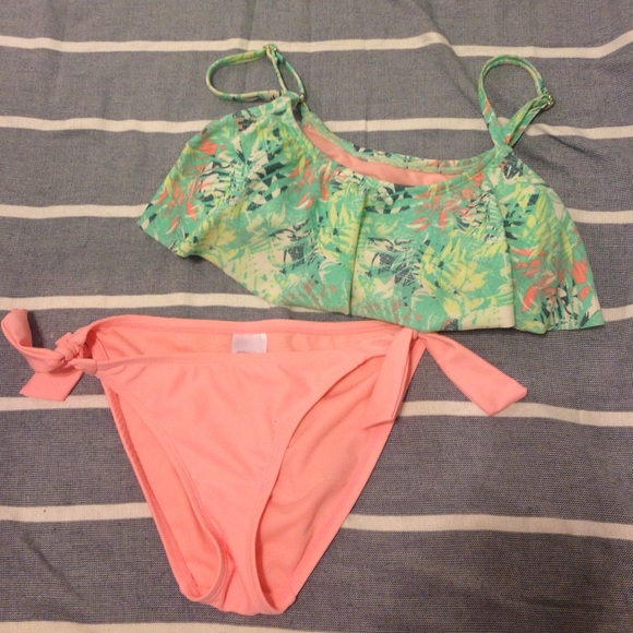 Xhilaration bikini set