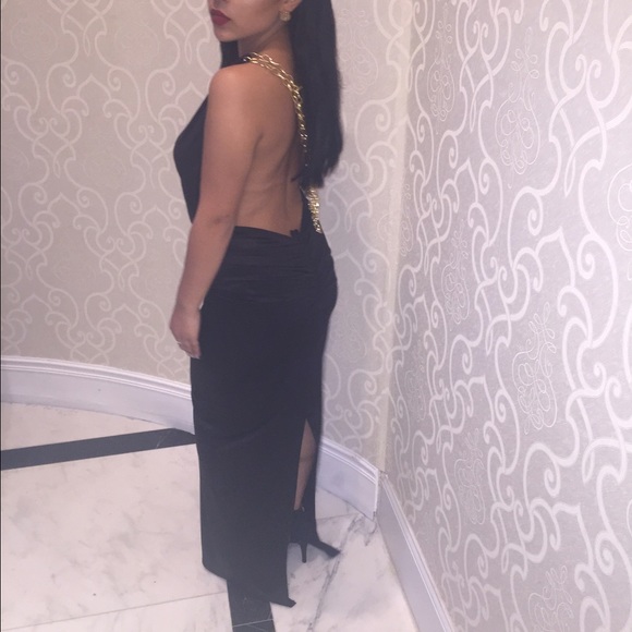 Black flowy prom dress with chain - Picture 4 of 4