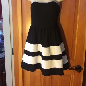 Beautiful Striped Strapless Dress