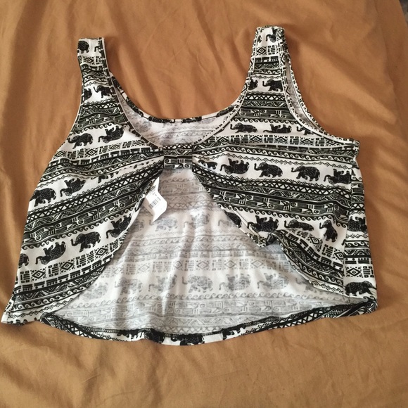 Crop top - Picture 2 of 2