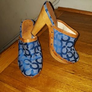 Coach clogs