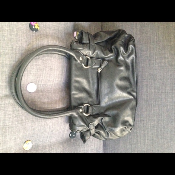 Black Woven Vegan Leather Purse - Picture 4 of 4