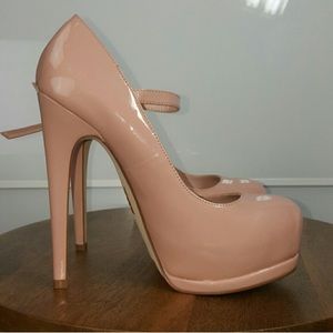 Nude pink pumps truth or dare by Madonna