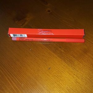 MAC LE LIP PENCIL
