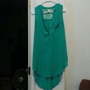 Green button top with gold studs