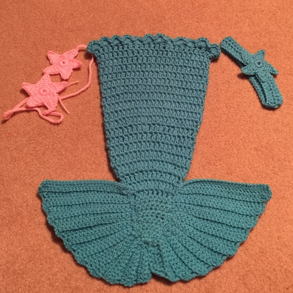 Crochet baby mermaids
