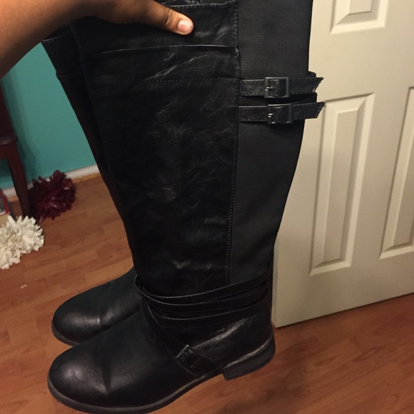 Black riding boots