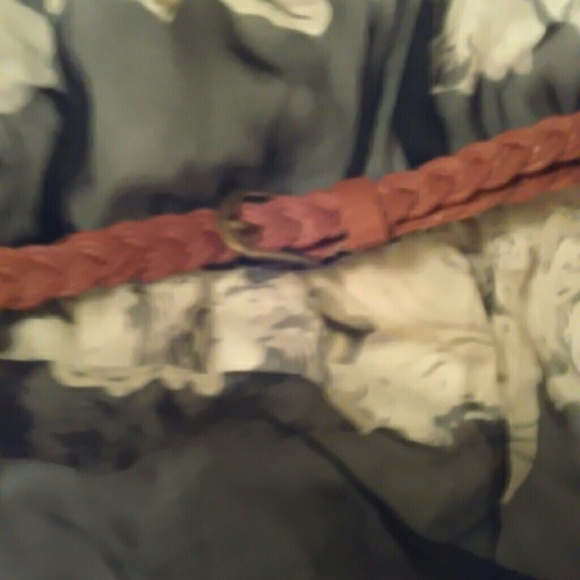 Rustic dress - Picture 2 of 3