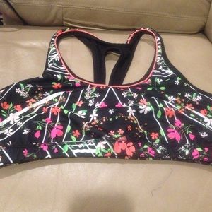 Xersion sports bra large