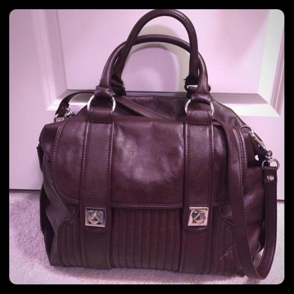 R&J by Romeo & Juliet Couture Burgundy Handbag