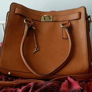 Modcloth vegan lock bag