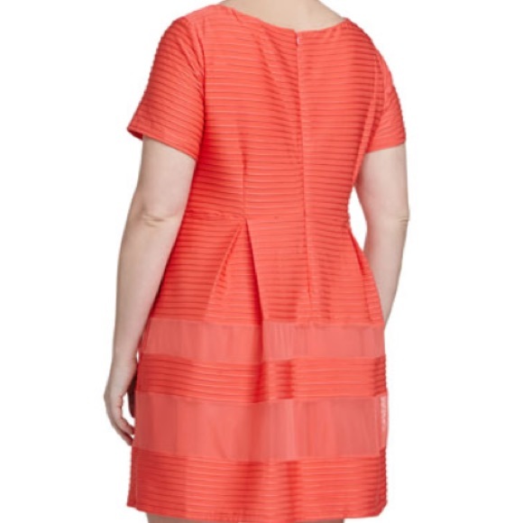 Taylor Dresses Pintucked Fit & Flare Dress NWT - Picture 3 of 8