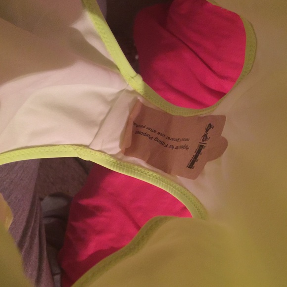 highwaisted bathin suit - Picture 2 of 2