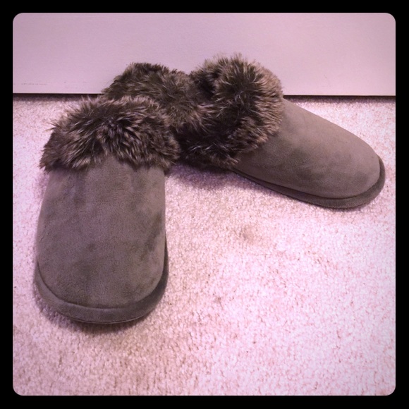 Restoration Hardware Luxe Faux Fur Slippers