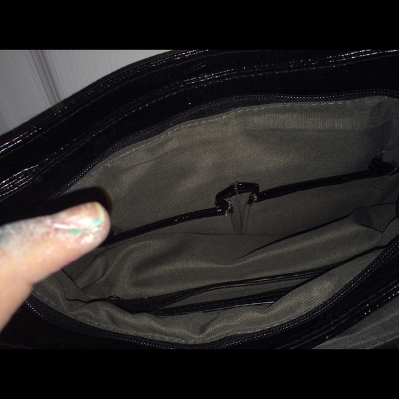 Like new Rosetti Handbag - Picture 4 of 4